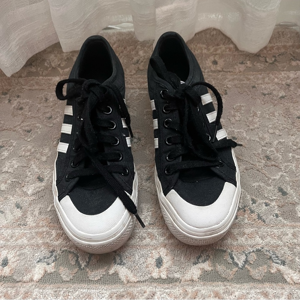 Adidas W 7.5 Black and White Platform Lace-Up Sneakers - Picture 3 of 13